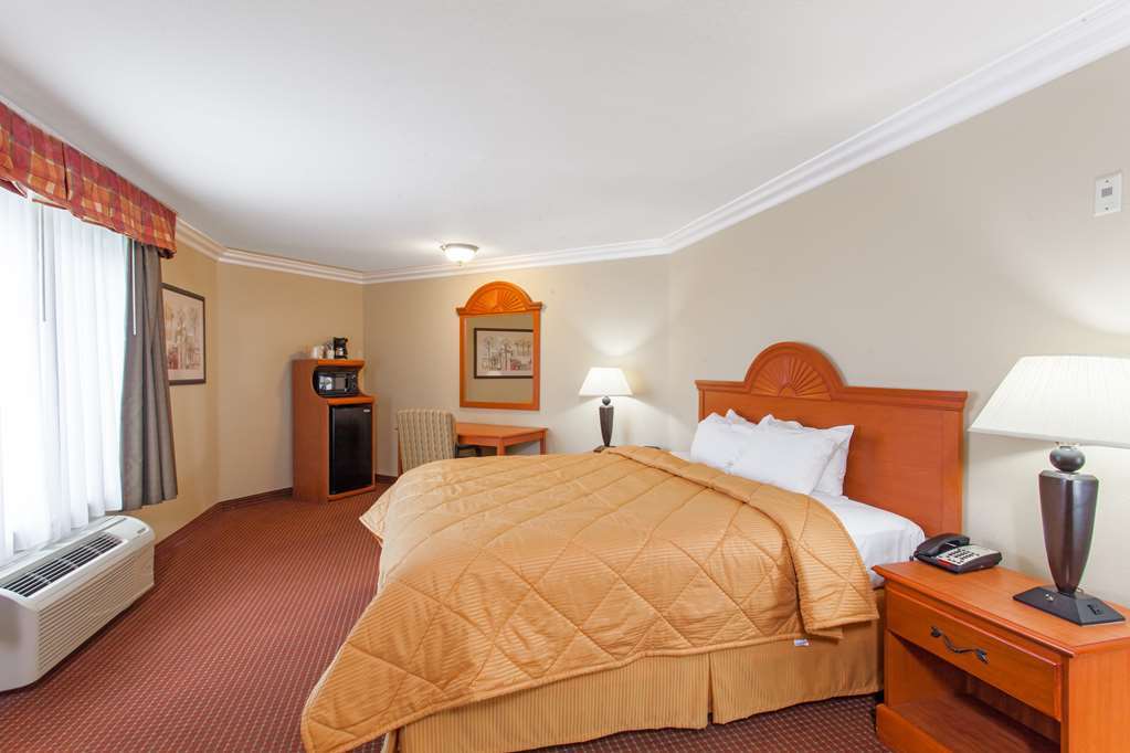 Days Inn By Wyndham Carlsbad Habitación foto